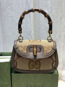 Gucci Bamboo 1947 Small Top Handle Bag in Green Leather – Aria Collection【675797】